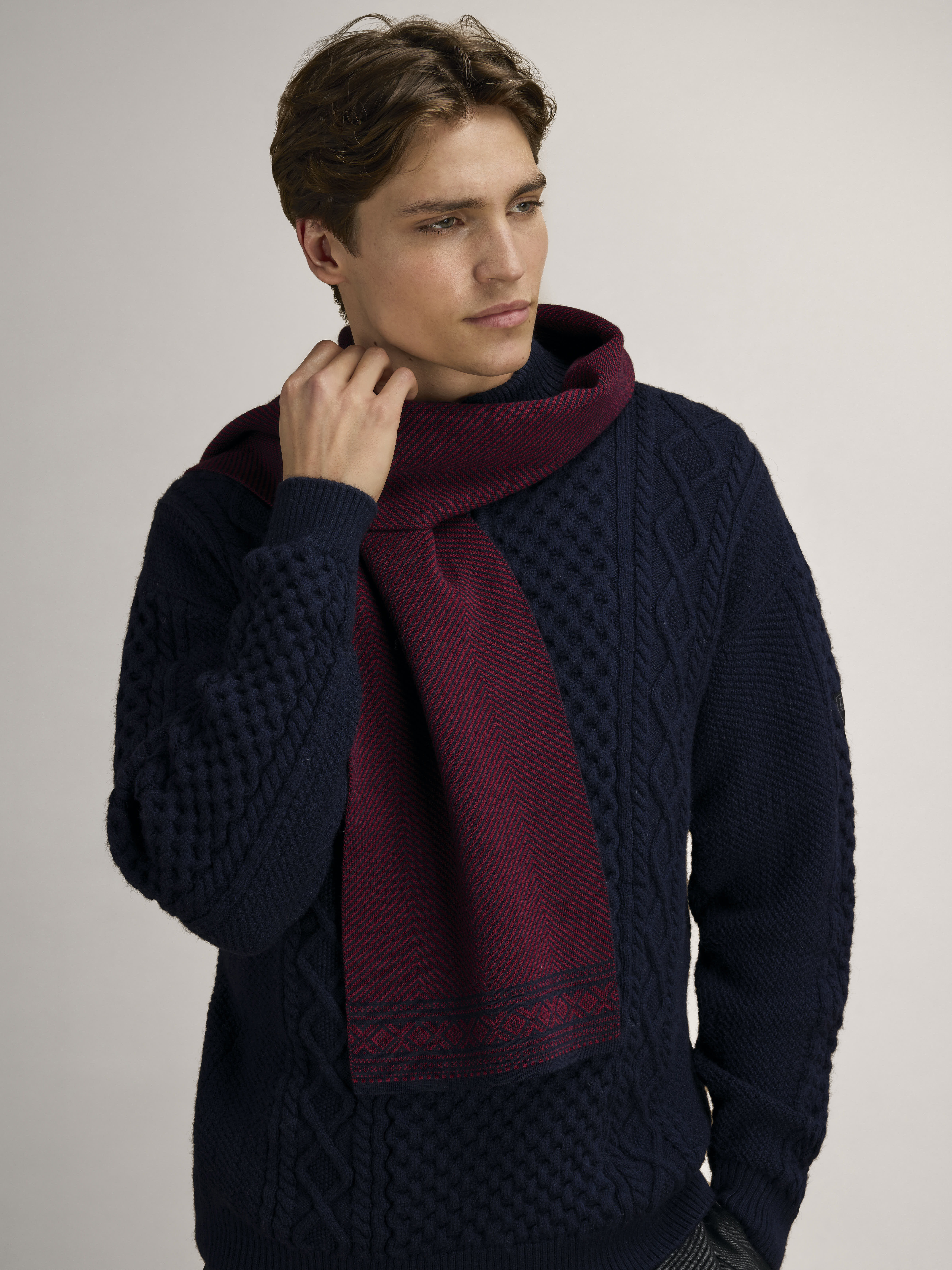 Cortina Scarf - Merino Wool Marine Redrose