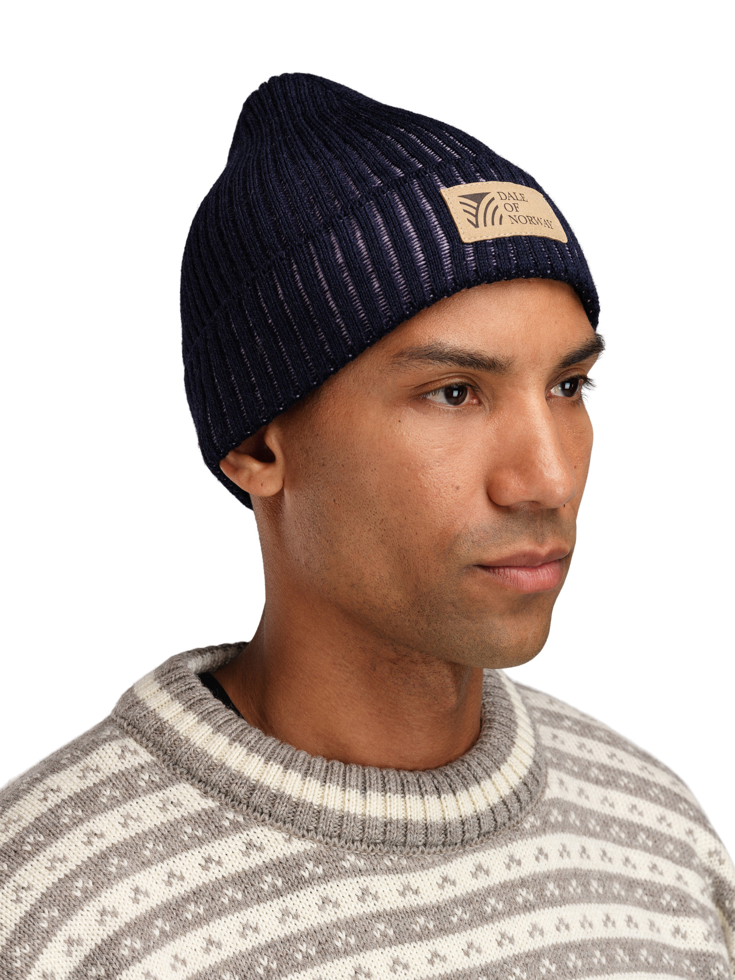 Alvøy Hat - Norwegian Wool Navy Orchid