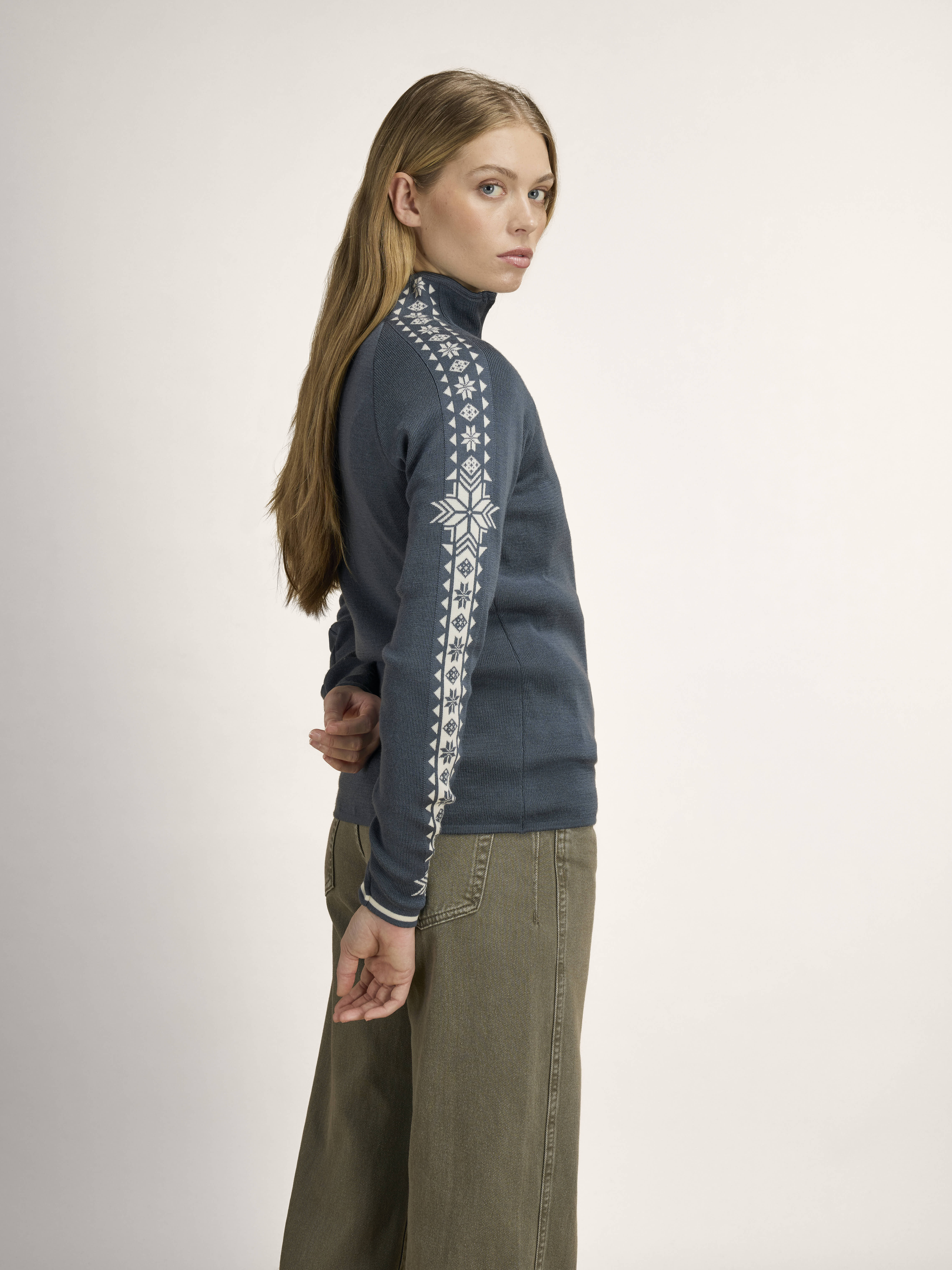 Geilo Women’s Sweater - Merino Wool Steel Offwhite