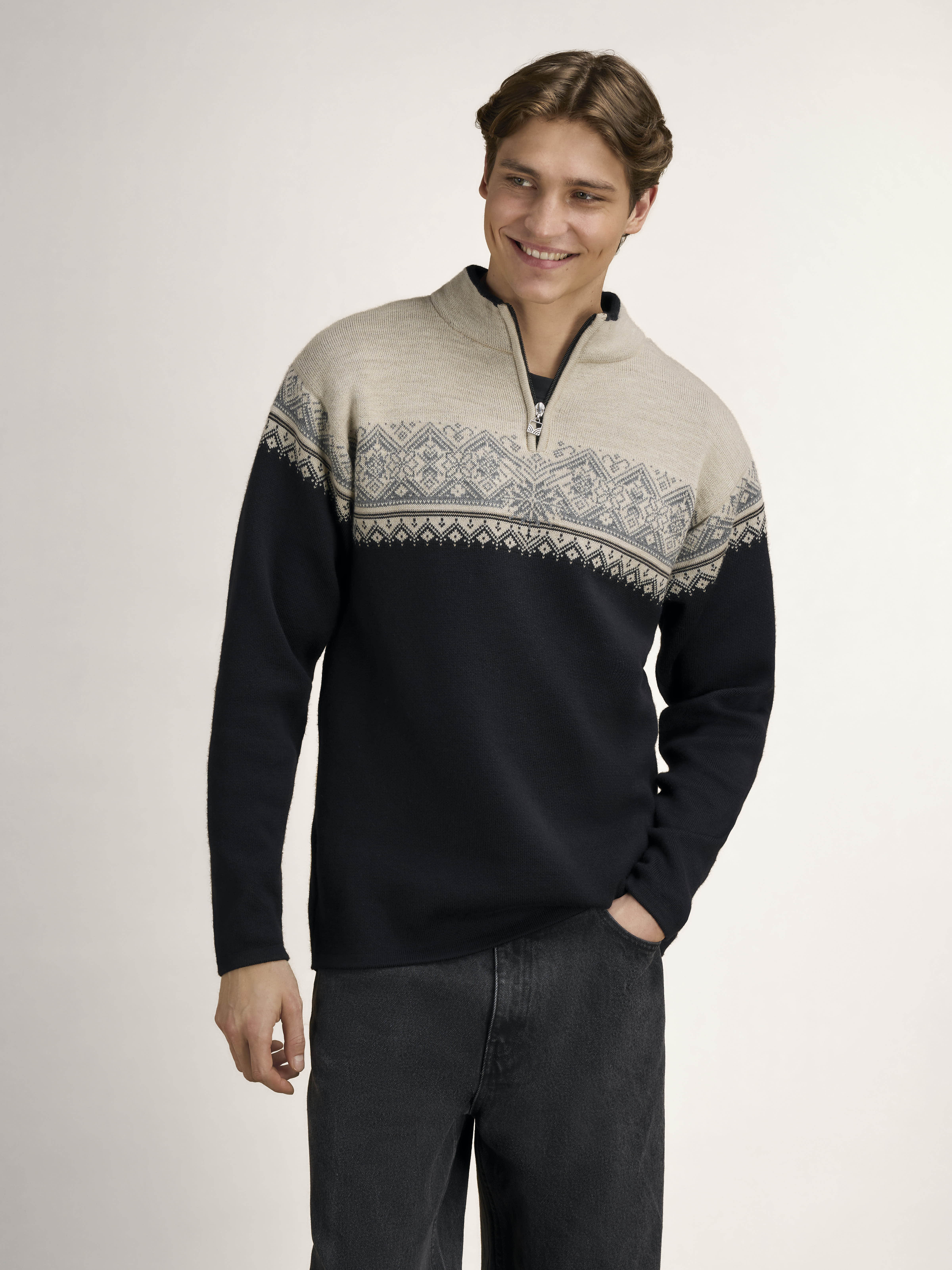 Moritz Men’s Sweater - Merino Wool Black Sandstone
