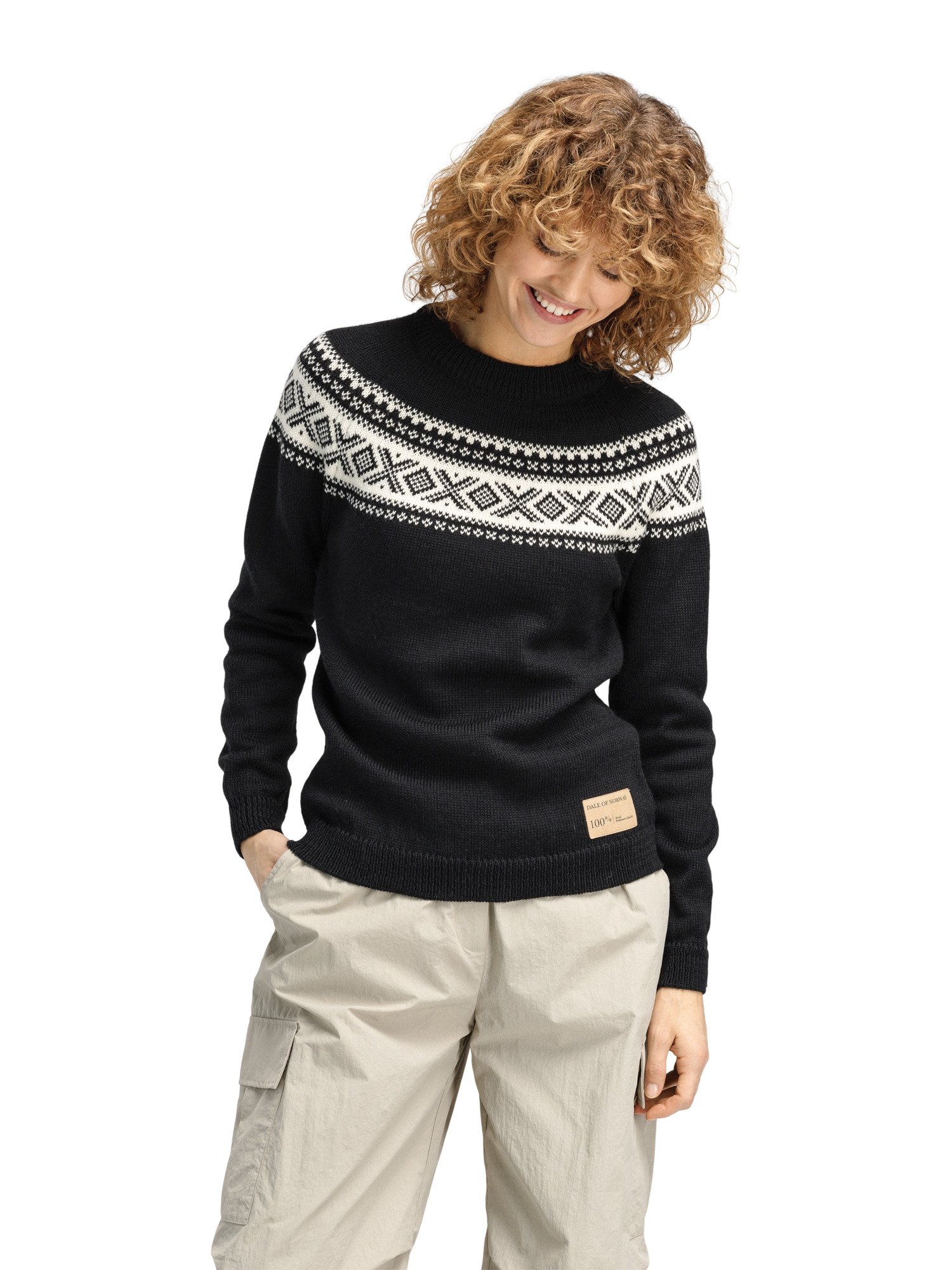 Vågsøy women’s wool sweater  Black Offwhite