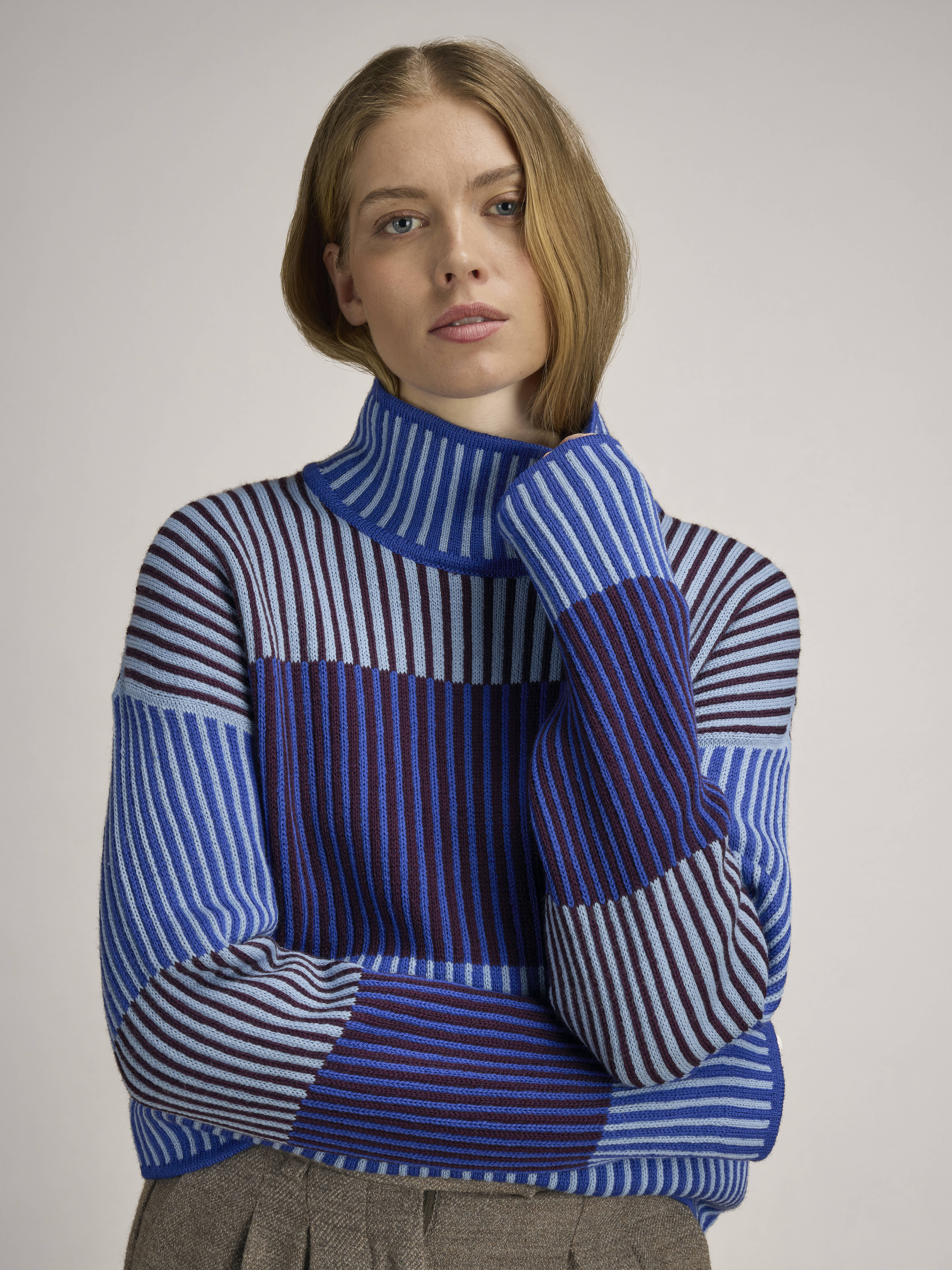 Skarstind women's sweater Ultramarine Iceblue Wine