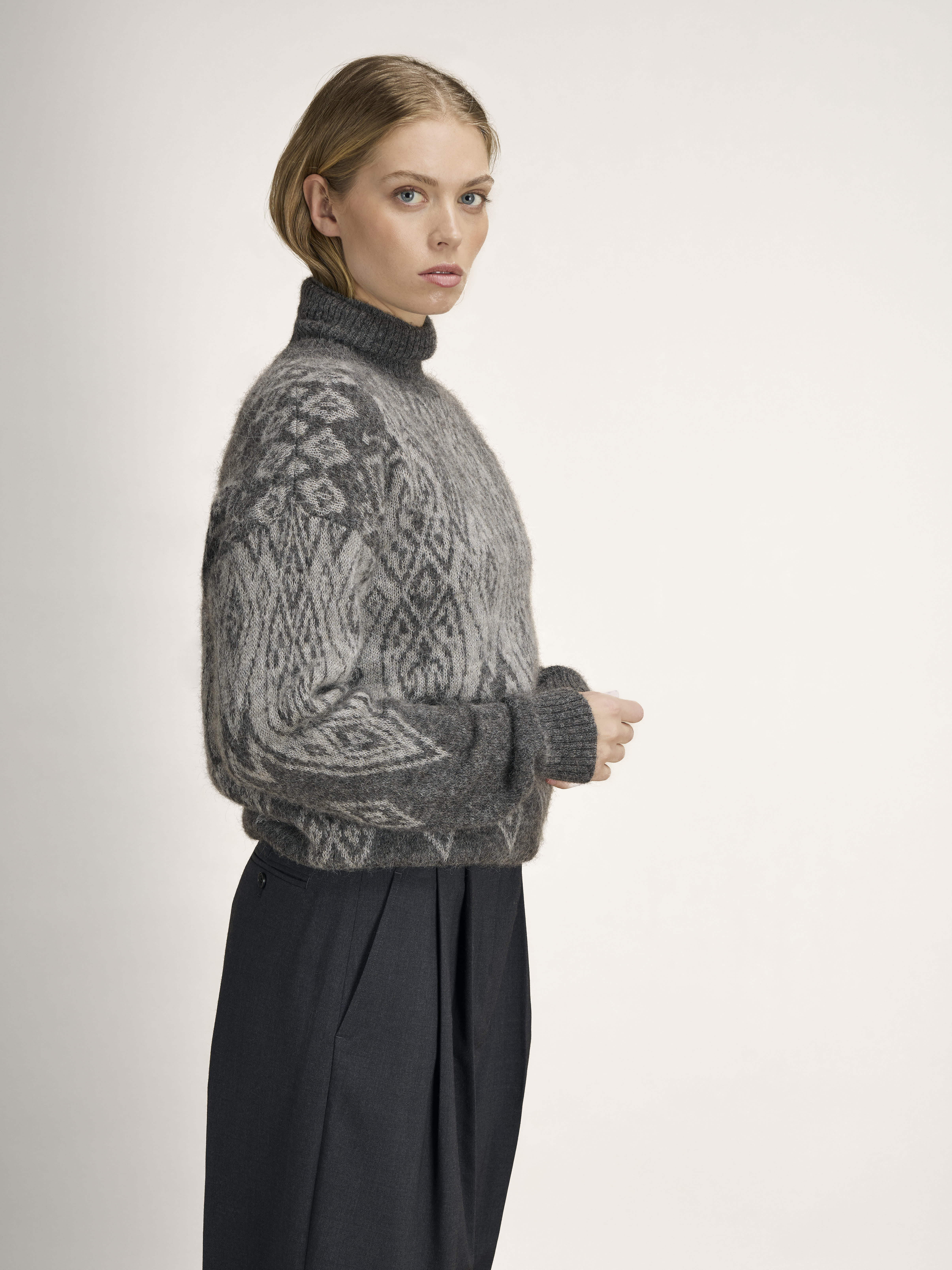 Falun Alpa Women’s Sweater  Darkcharcoal Lightcharcoal