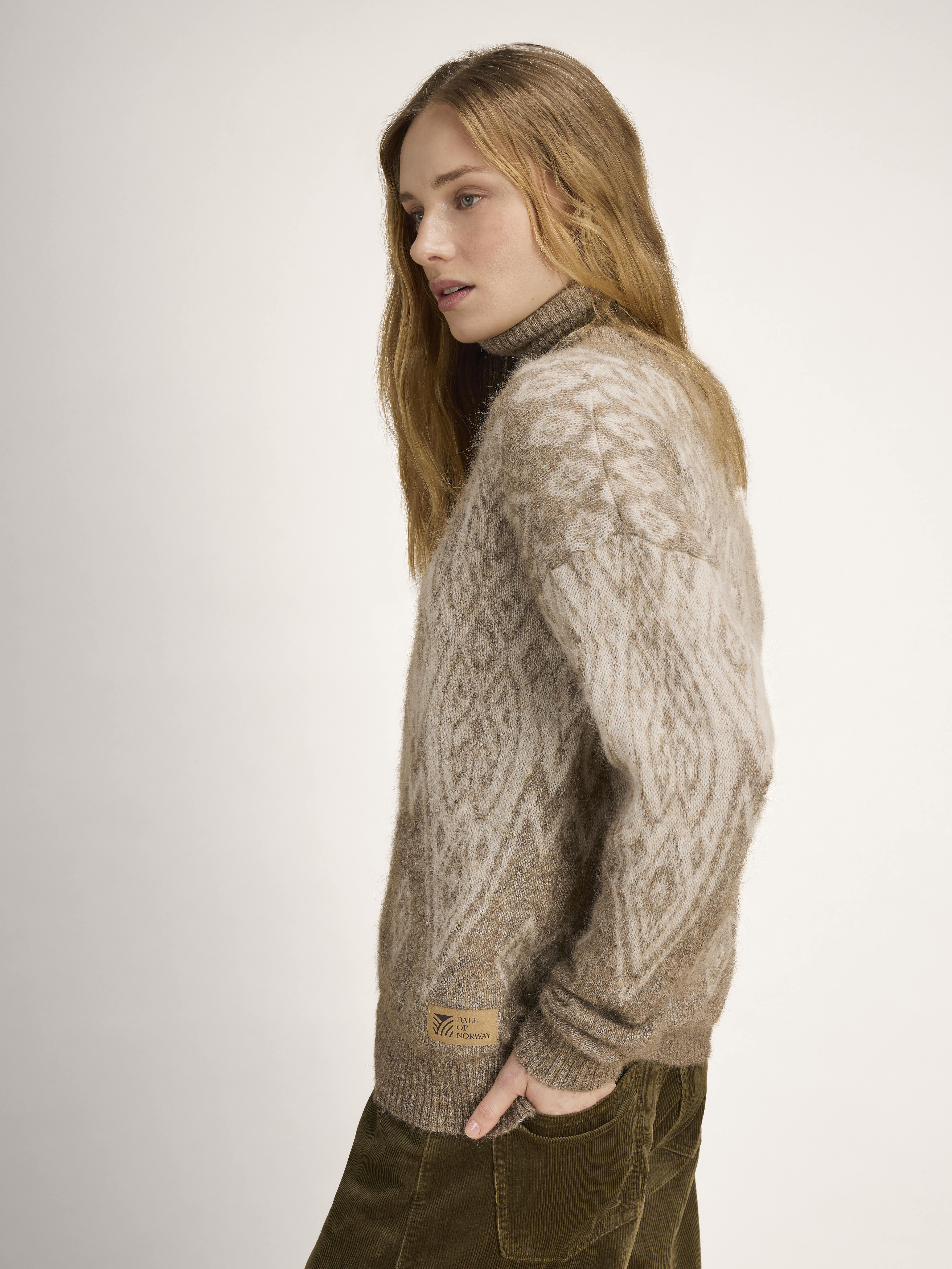 Falun Alpa Women’s Sweater  Natural Beige Offwhite