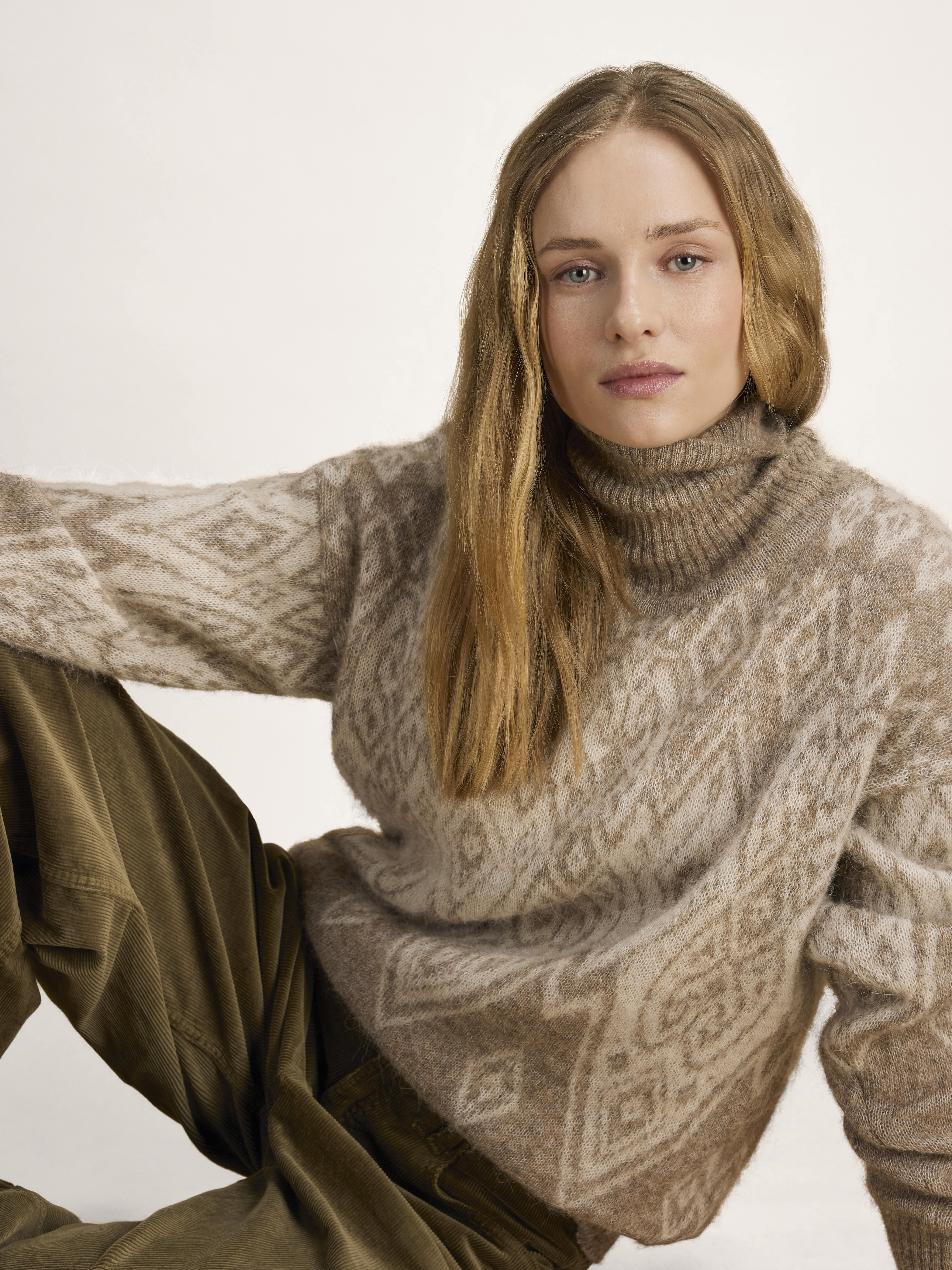 Falun Alpa Women’s Sweater  Natural Beige Offwhite