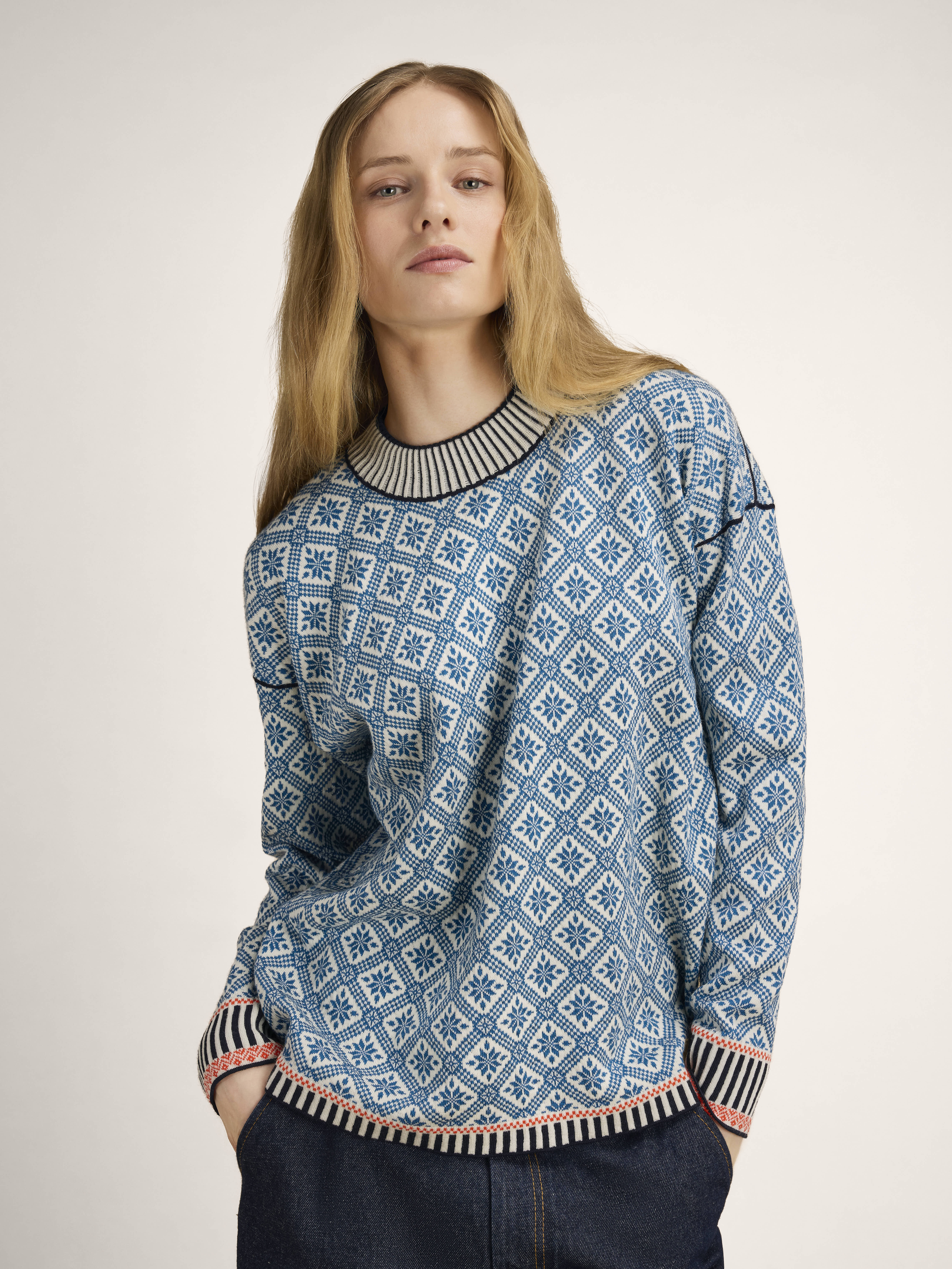 Langøy Women's Sweater - Merino Wool Arctic Blue Offwhite