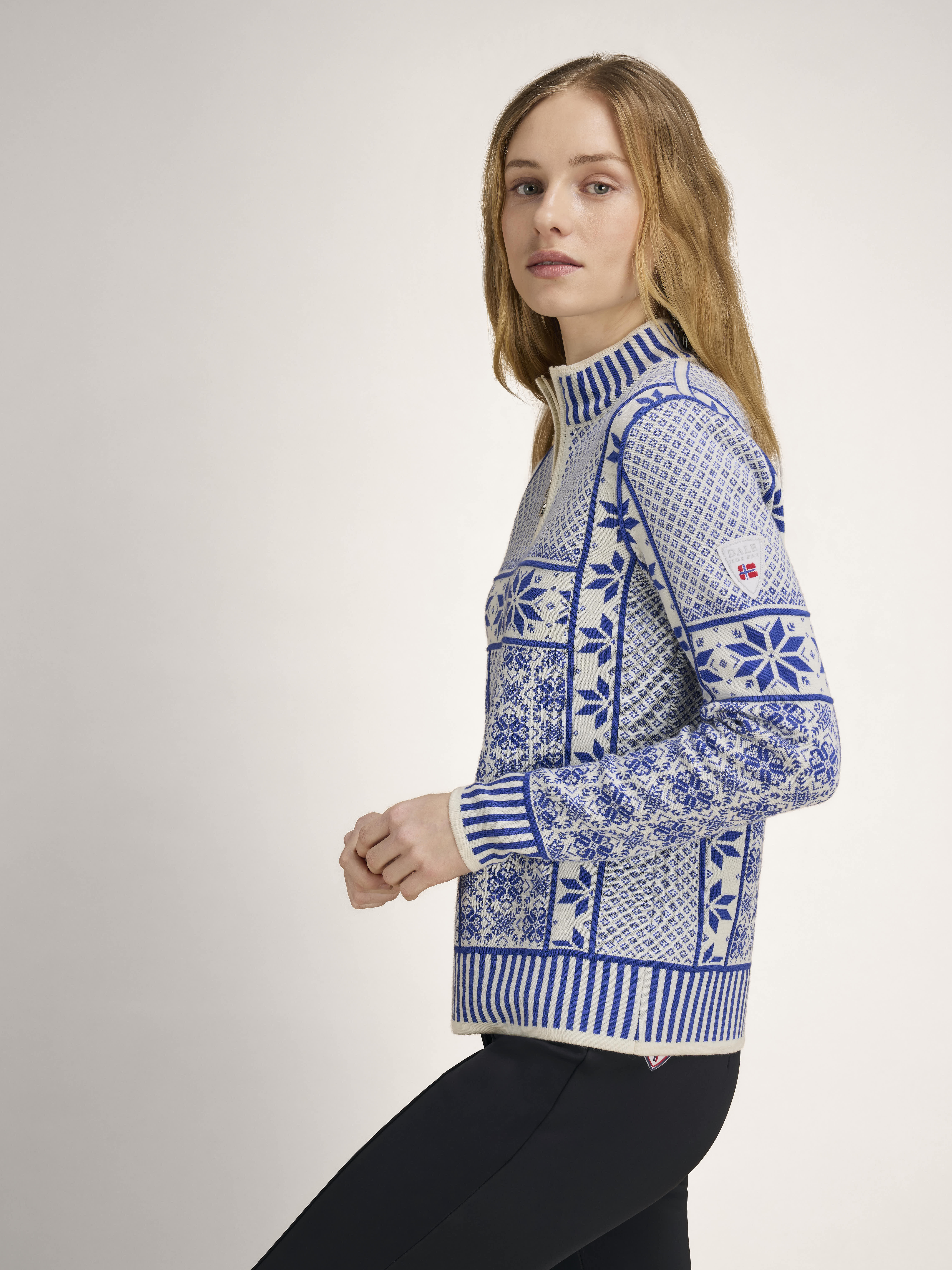 Vardåsen Women's Sweater Offwhite Ultramarine