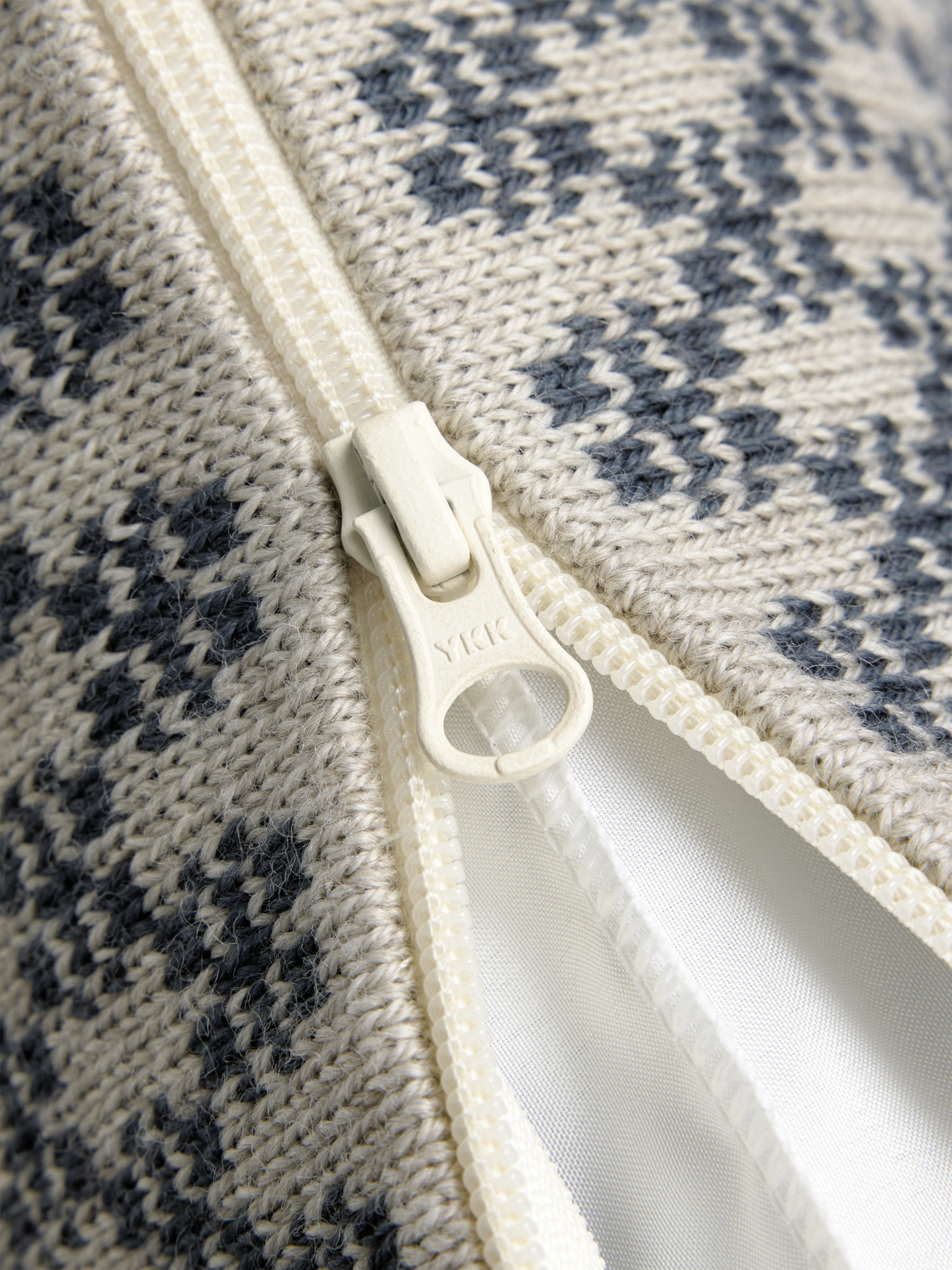 Skeikampen Cushion Cover Steelblue Beige